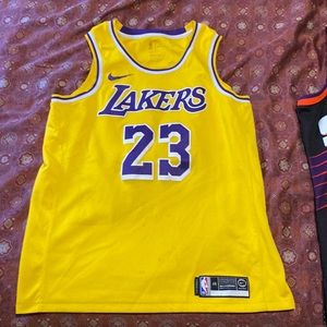 Lakers Lebron James jersey